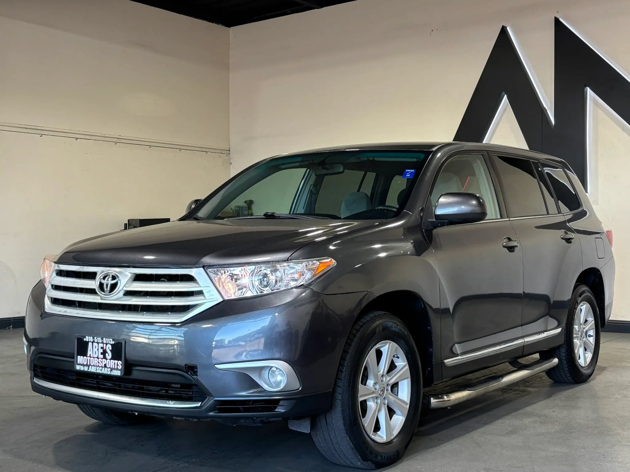 Used 2012 Toyota Highlander 4WD w/ Tech Pkg