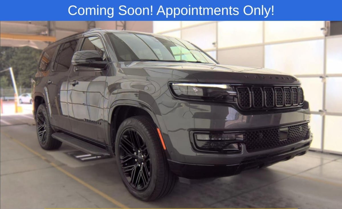 Used 2024 Jeep Wagoneer Series II AWD/4WD image 1