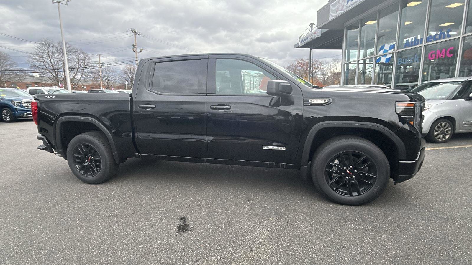 New 2026 GMC Sierra 1500 Elevation image 11