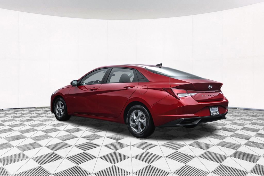 Certified 2023 Hyundai Elantra SE w/ Cargo Package image 11