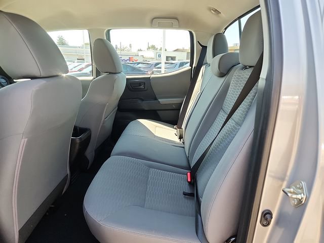 Used 2016 Toyota Tacoma SR w/ SR Convenience Package RWD image 10
