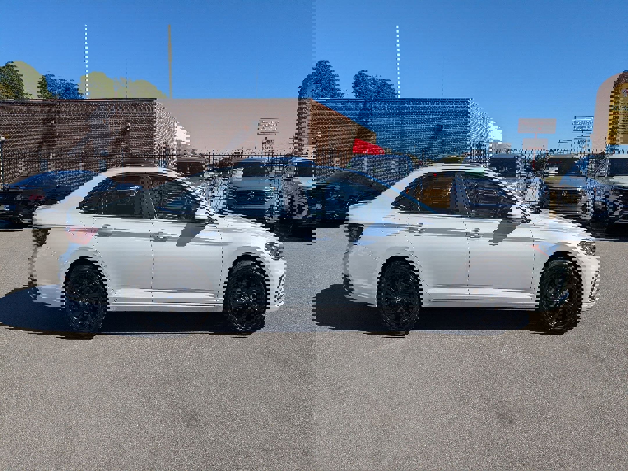 New 2026 Volkswagen Jetta SE image 2