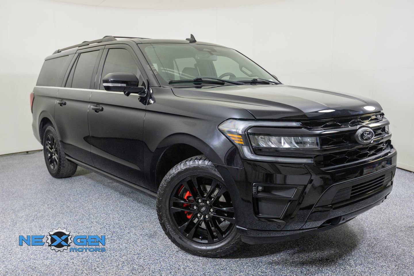 Used 2023 Ford Expedition Max Limited AWD/4WD image 1
