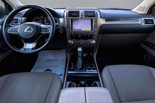 Used 2020 Lexus GX 460 Premium w/ Premium Package image 12