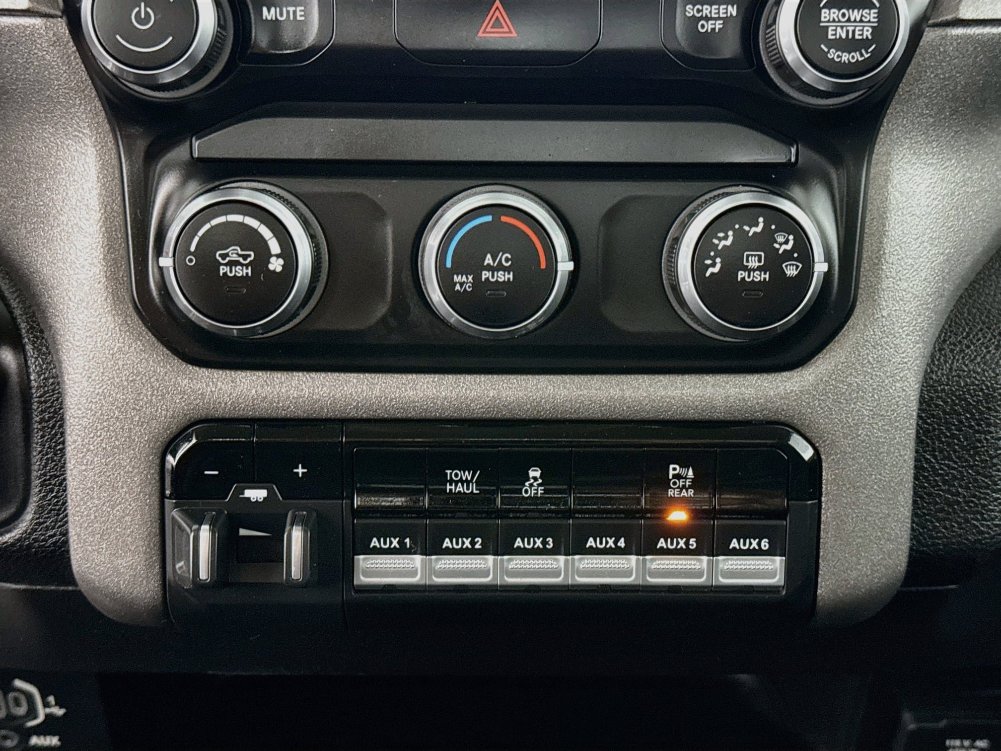 Used 2019 RAM 2500 Tradesman AWD/4WD image 27