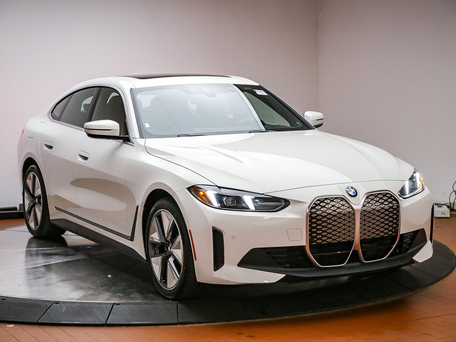 New 2026 BMW i4 eDrive40 w/ Premium Package RWD image 3