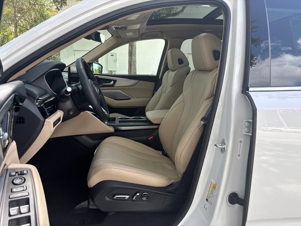 New 2026 Acura MDX w/ Technology Package FWD image 14