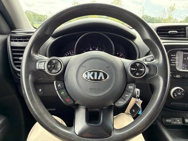 Used 2017 Kia Soul FWD image 30