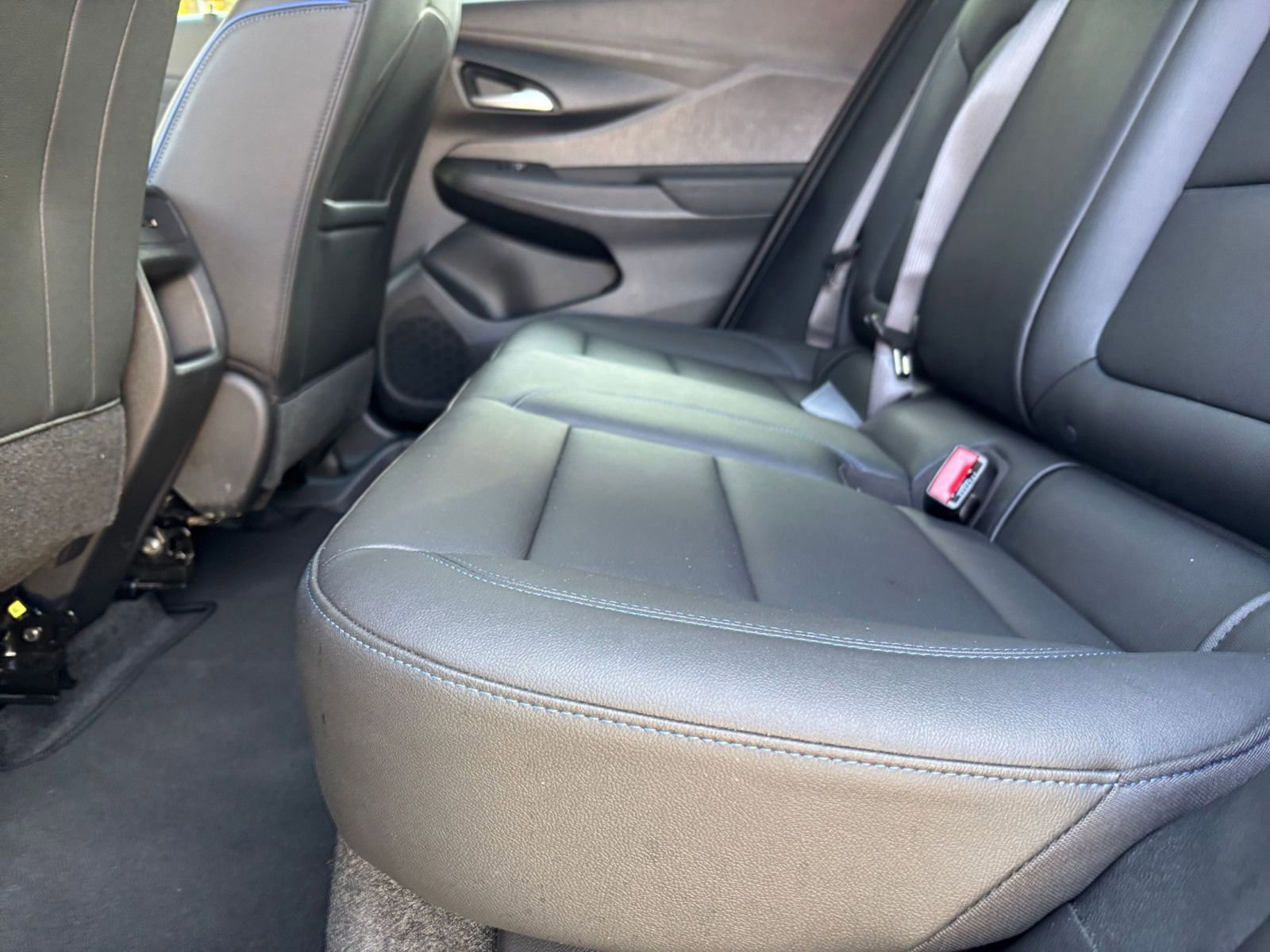 Used 2025 Buick Envista Sport Touring FWD image 27