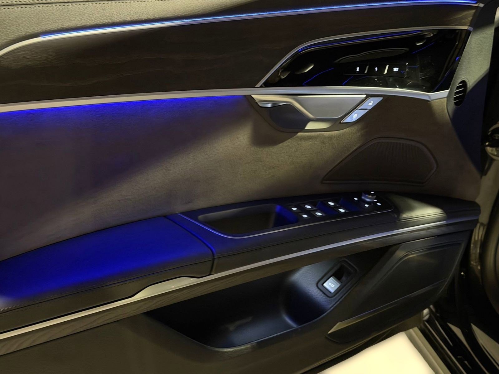 Certified 2023 Audi A8 L 3.0T w/ Comfort Plus Package AWD/4WD image 14