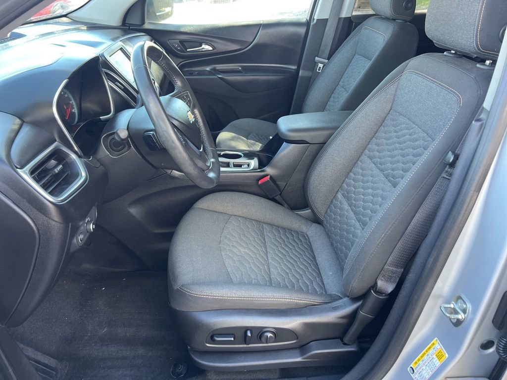 Used 2018 Chevrolet Equinox LT image 22