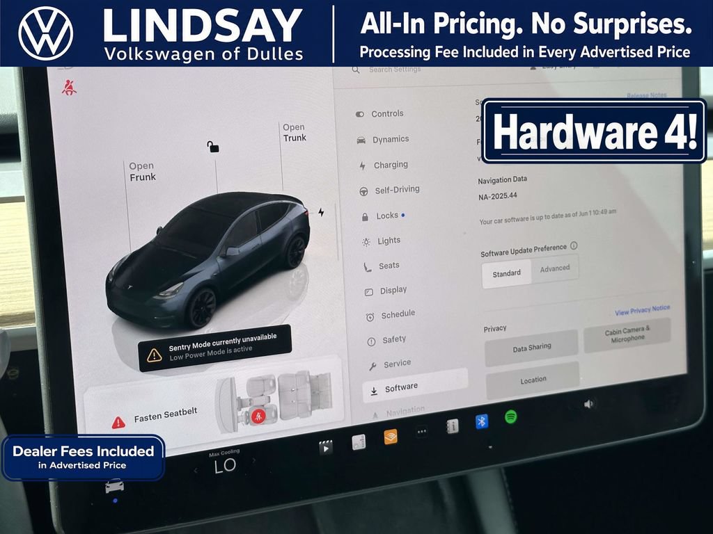 Used 2024 Tesla Model Y Long Range AWD/4WD image 24
