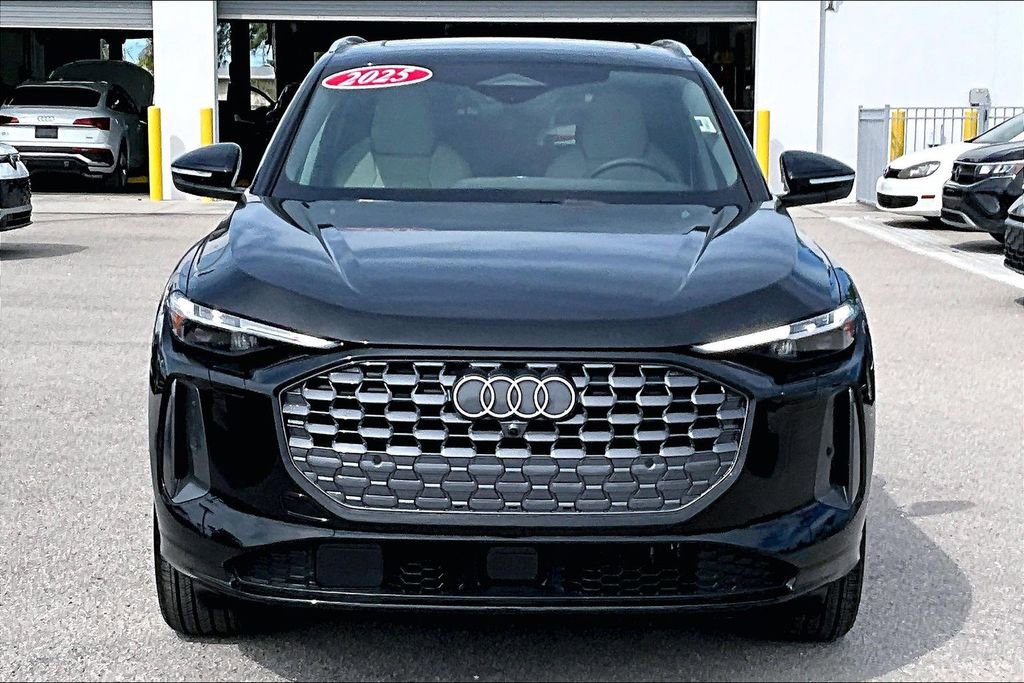 Used 2025 Audi Q5 Premium Plus image 10