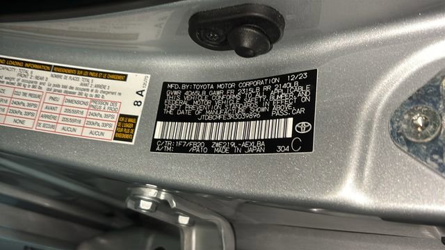 Used 2024 Toyota Corolla LE image 33