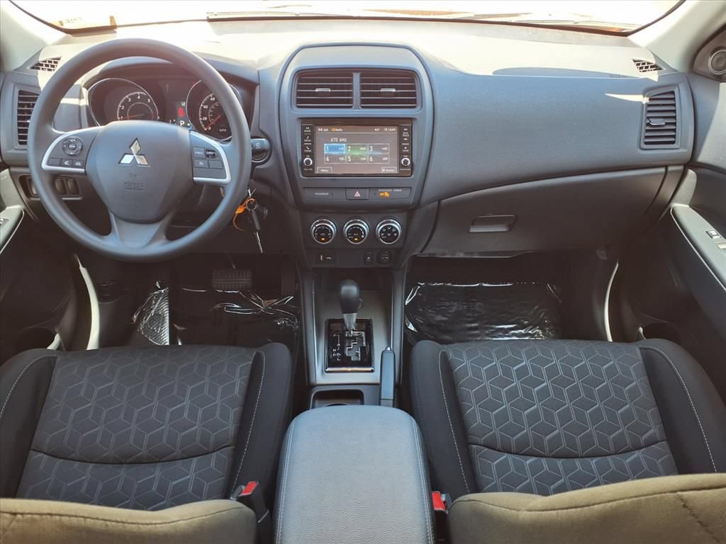 Used 2022 Mitsubishi Outlander Sport ES FWD image 13