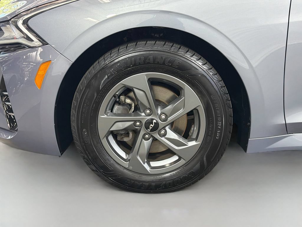 Used 2022 Kia K5 LX FWD image 29
