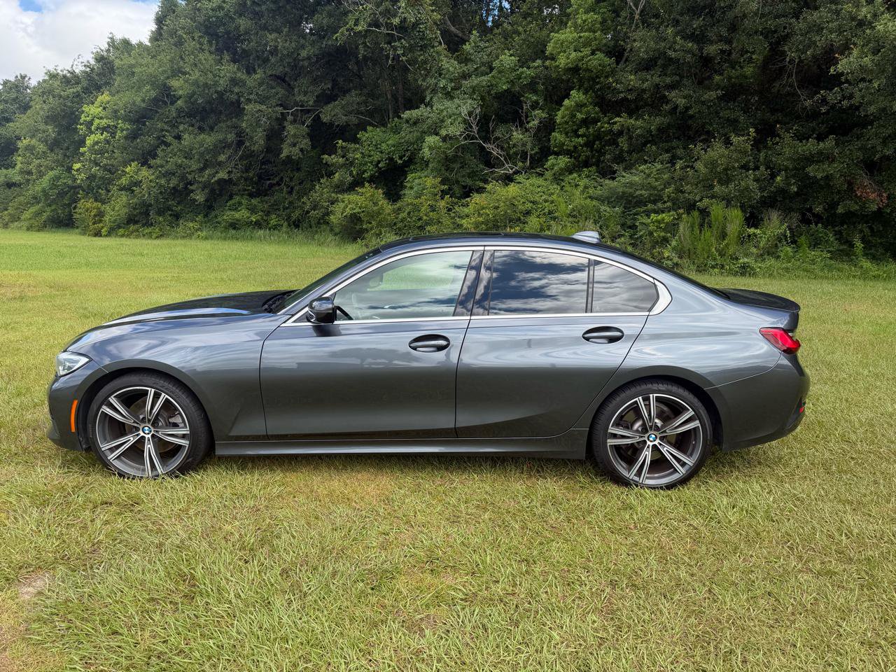 Used 2020 BMW 330i Sedan w/ Convenience Package RWD image 2