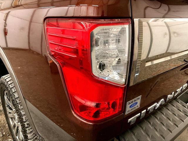 Used 2016 Nissan Titan Platinum Reserve AWD/4WD image 29
