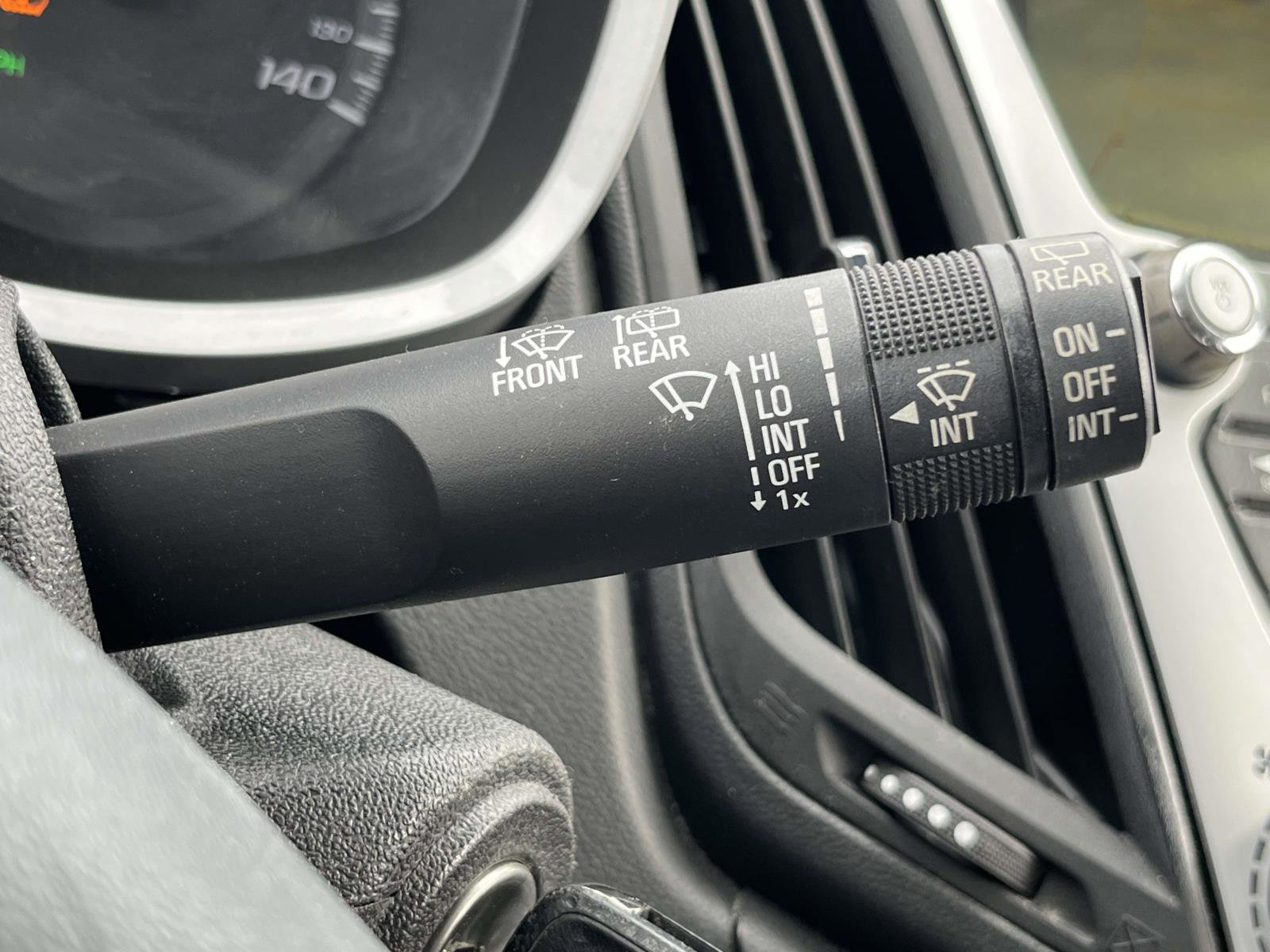 Used 2016 Chevrolet Equinox LT w/ Convenience Package image 21