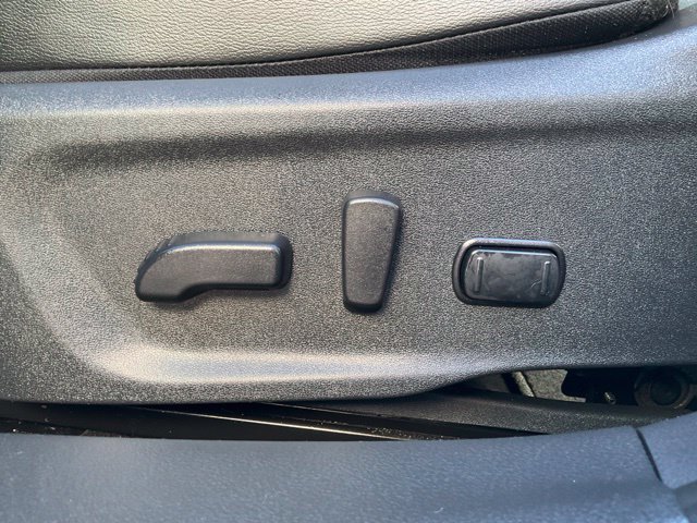Used 2021 Nissan Sentra SR w/ SR Premium Package FWD image 3