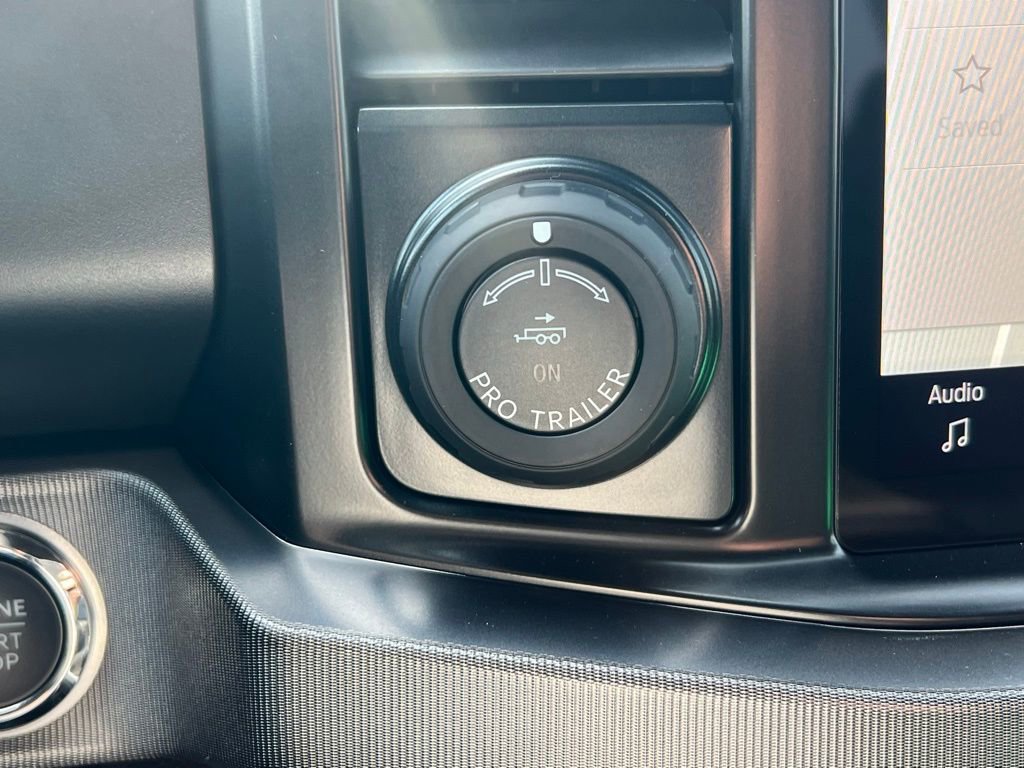 New 2025 Ford F250 Platinum image 35