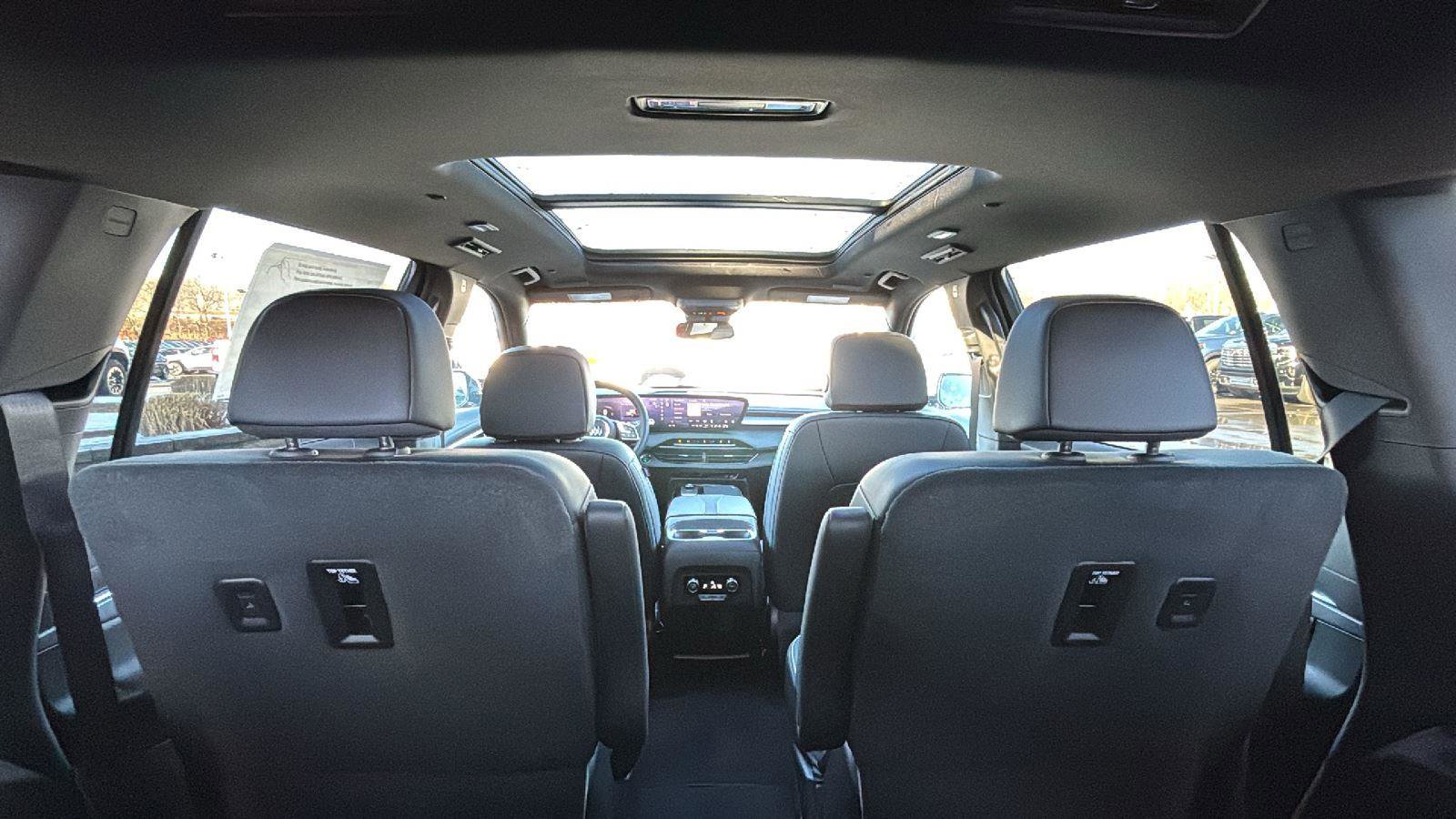 New 2025 Buick Enclave Sport Touring w/ Power Package image 32