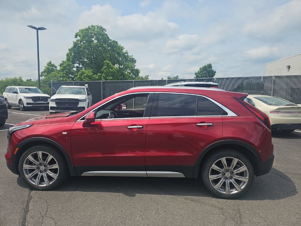 Used 2019 Cadillac XT4 Premium Luxury AWD/4WD image 9