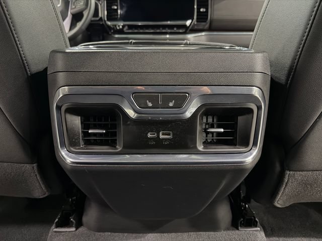 Used 2023 GMC Sierra 1500 SLT w/ SLT Premium Plus Package AWD/4WD image 30