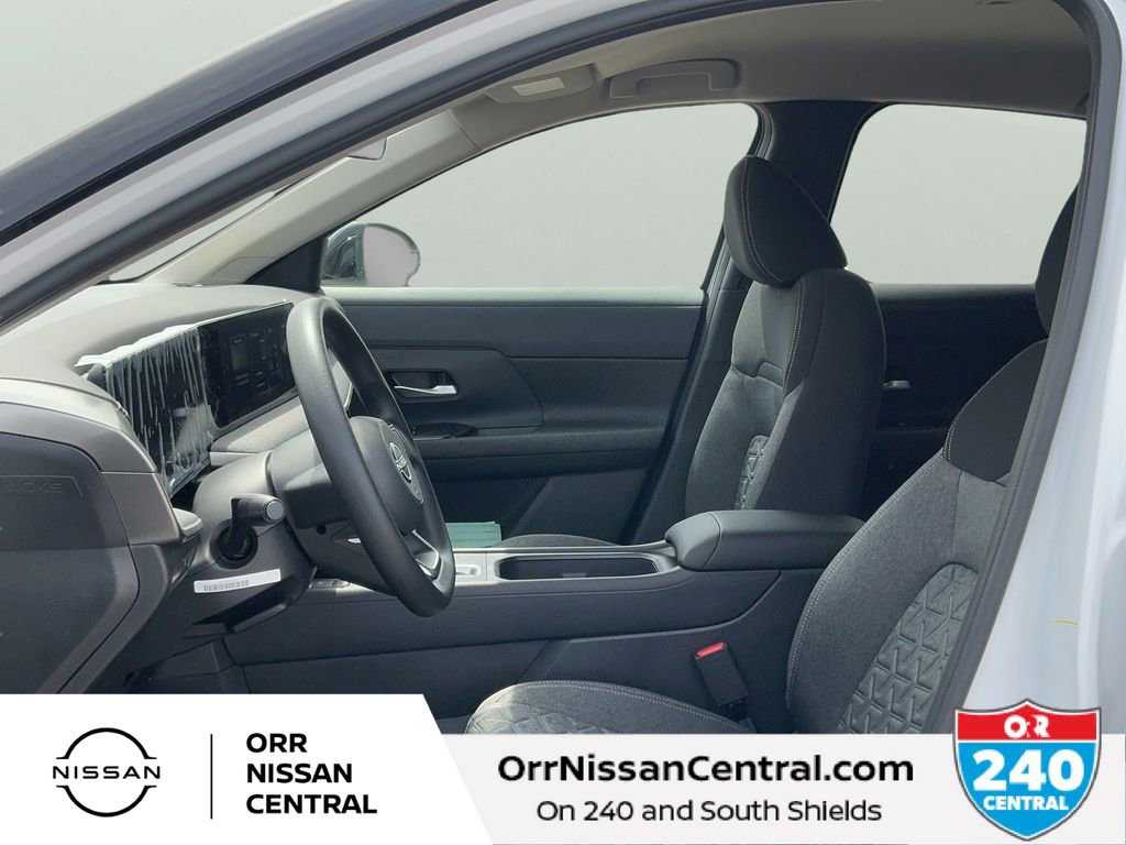New 2026 Nissan Kicks SV w/ Cold Weather Package image 17