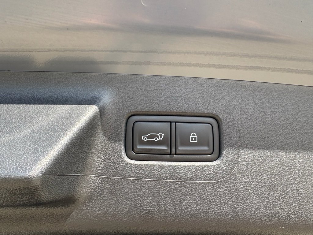 Used 2025 Hyundai Santa Fe Calligraphy image 39