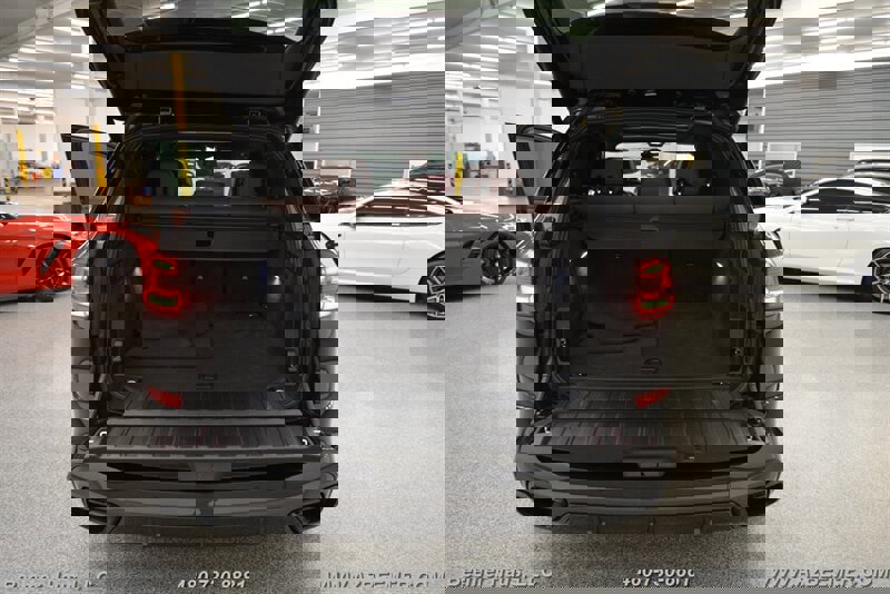 Used 2021 BMW X5 M50i w/ Executive Package image 43