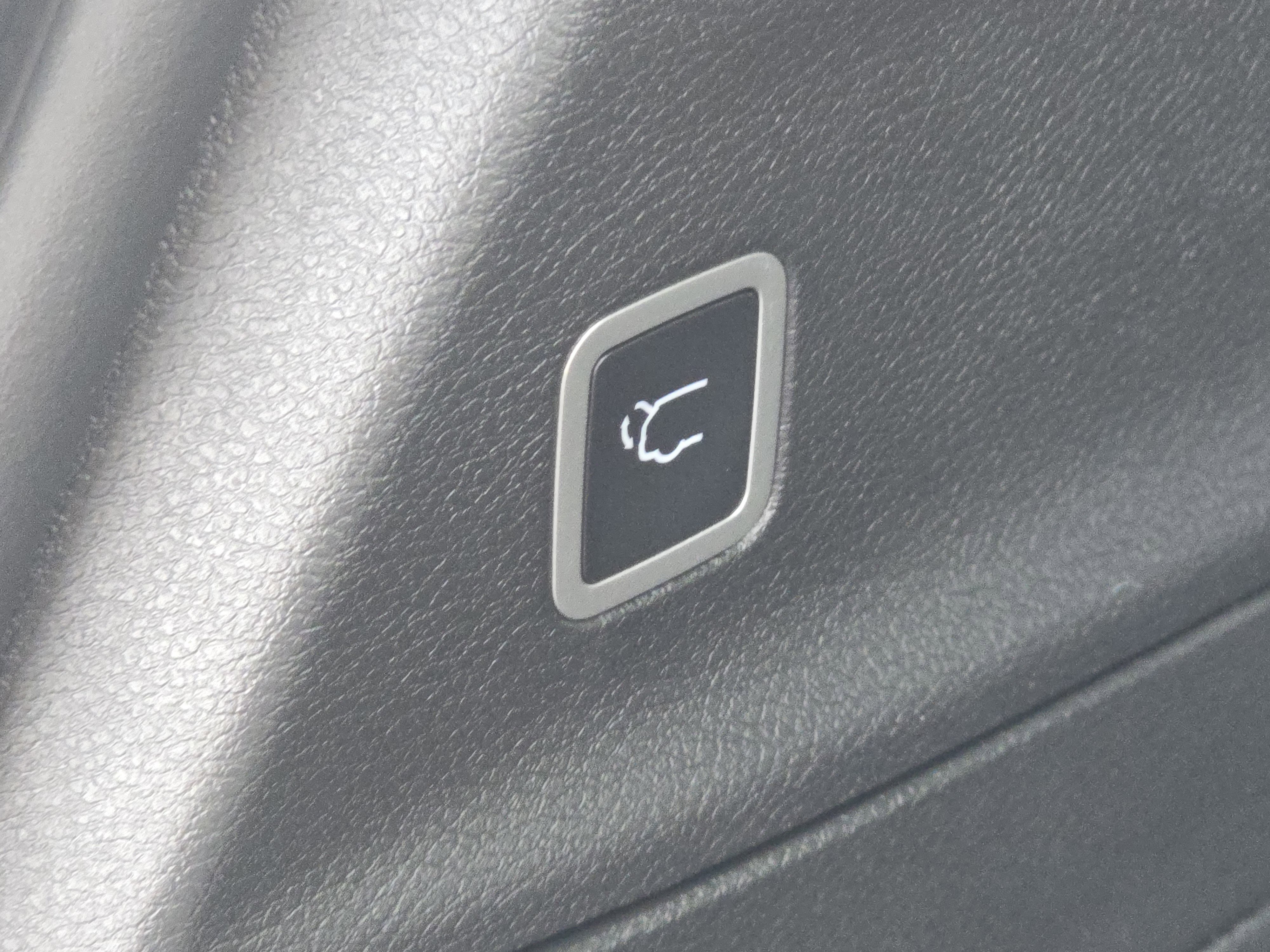 New 2026 Chrysler Pacifica Limited w/ S Appearance Package image 21