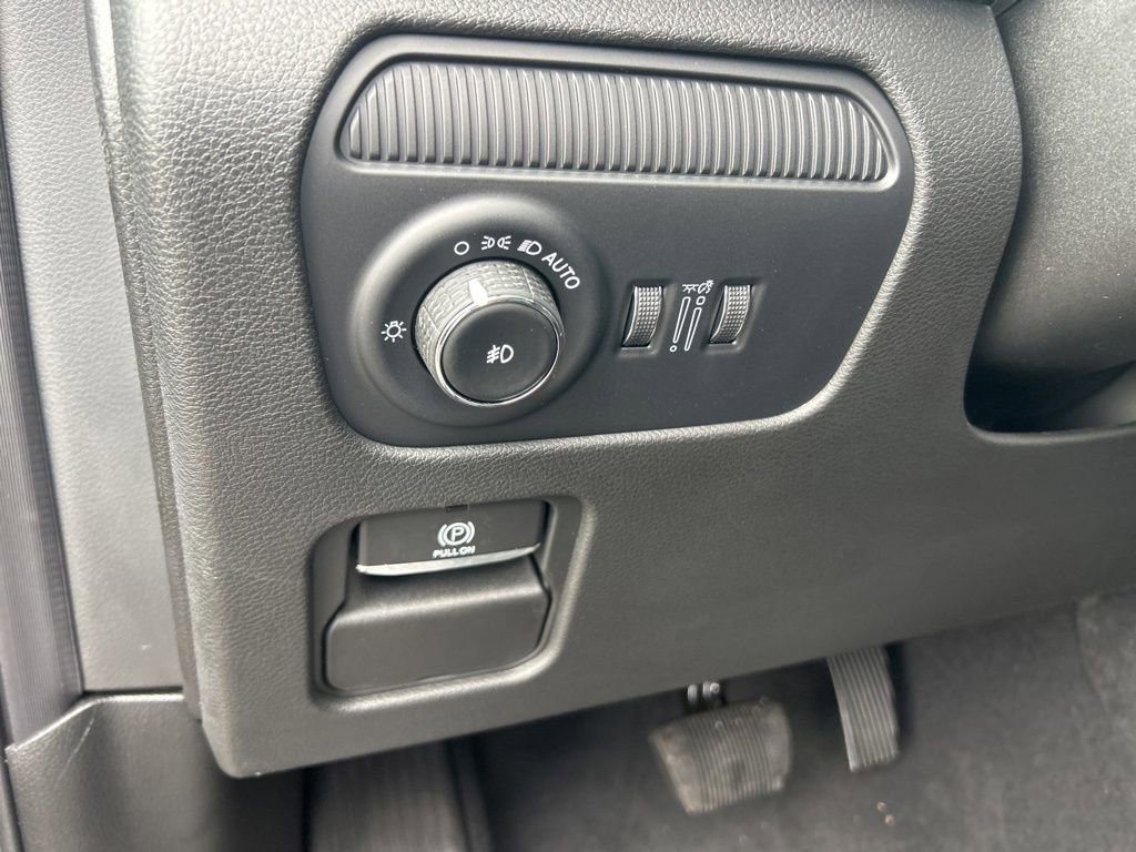 New 2025 Jeep Wagoneer Series II w/ Convenience Group I image 38