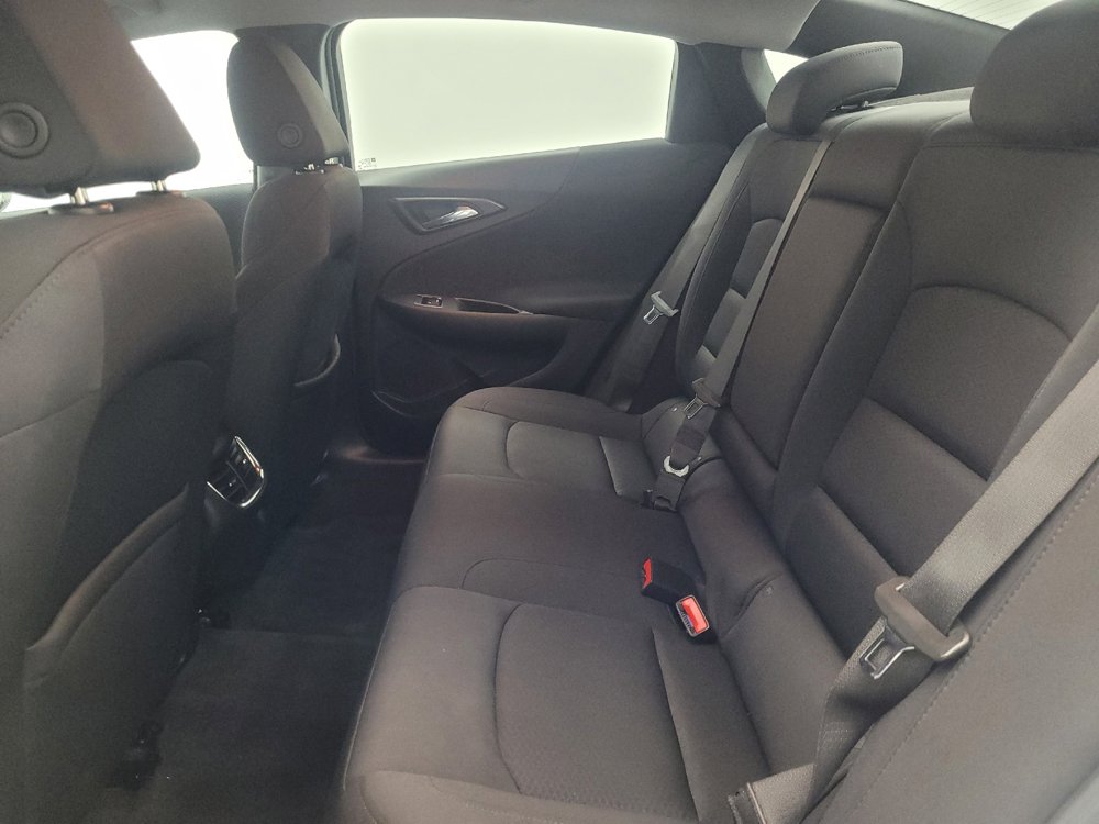 Used 2022 Chevrolet Malibu LT FWD image 18