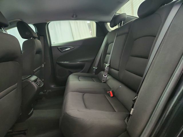 Used 2021 Chevrolet Malibu LT FWD image 18
