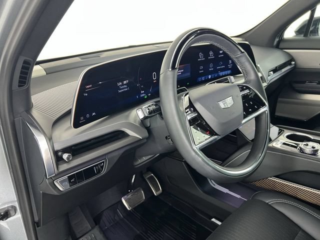 Used 2026 Cadillac Vistiq Sport w/ LPO, Floor Liner Package AWD/4WD image 10
