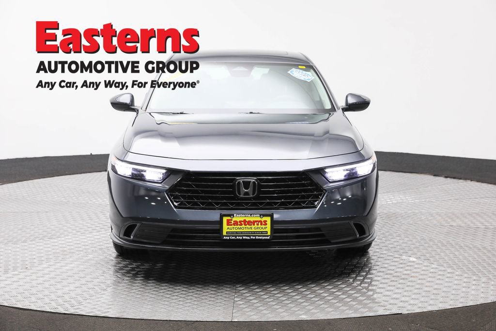 Used 2024 Honda Accord EX image 2
