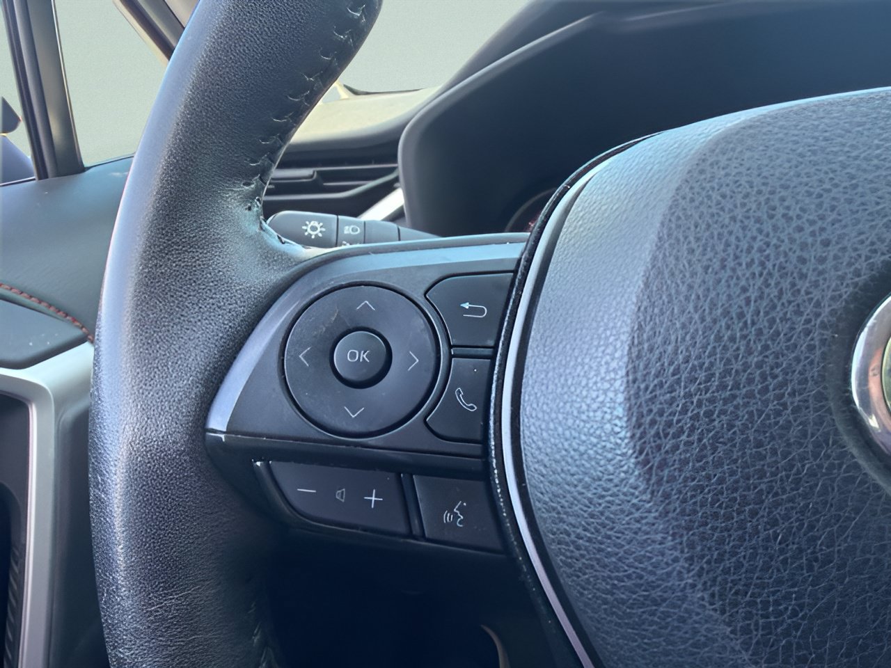Used 2019 Toyota RAV4 Adventure w/ Cold Weather Package AWD/4WD image 21