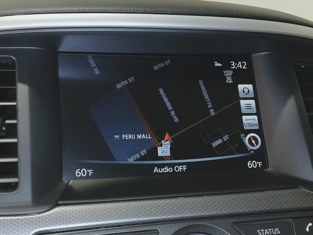 Used 2019 Nissan Pathfinder SL AWD/4WD image 26