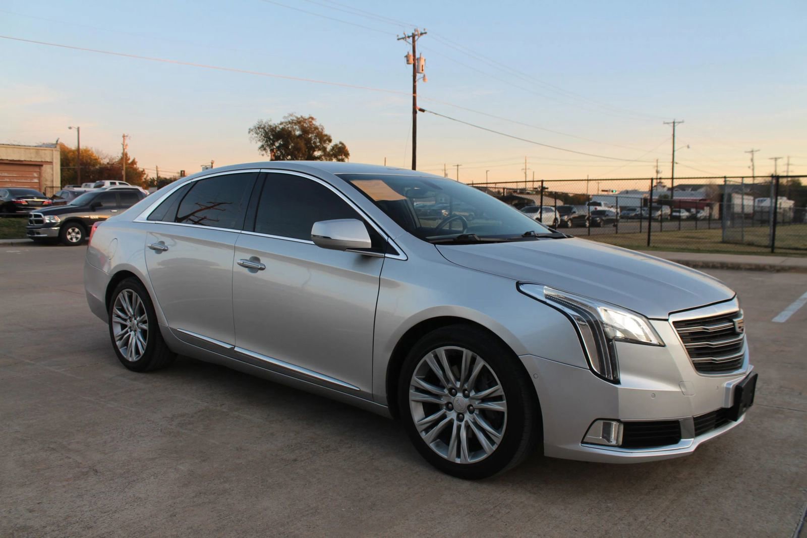 Used 2019 Cadillac XTS Luxury image 4