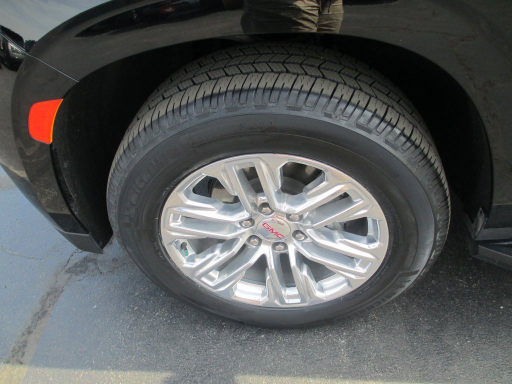 Certified 2023 GMC Yukon XL SLT w/ SLT Premium Package image 13
