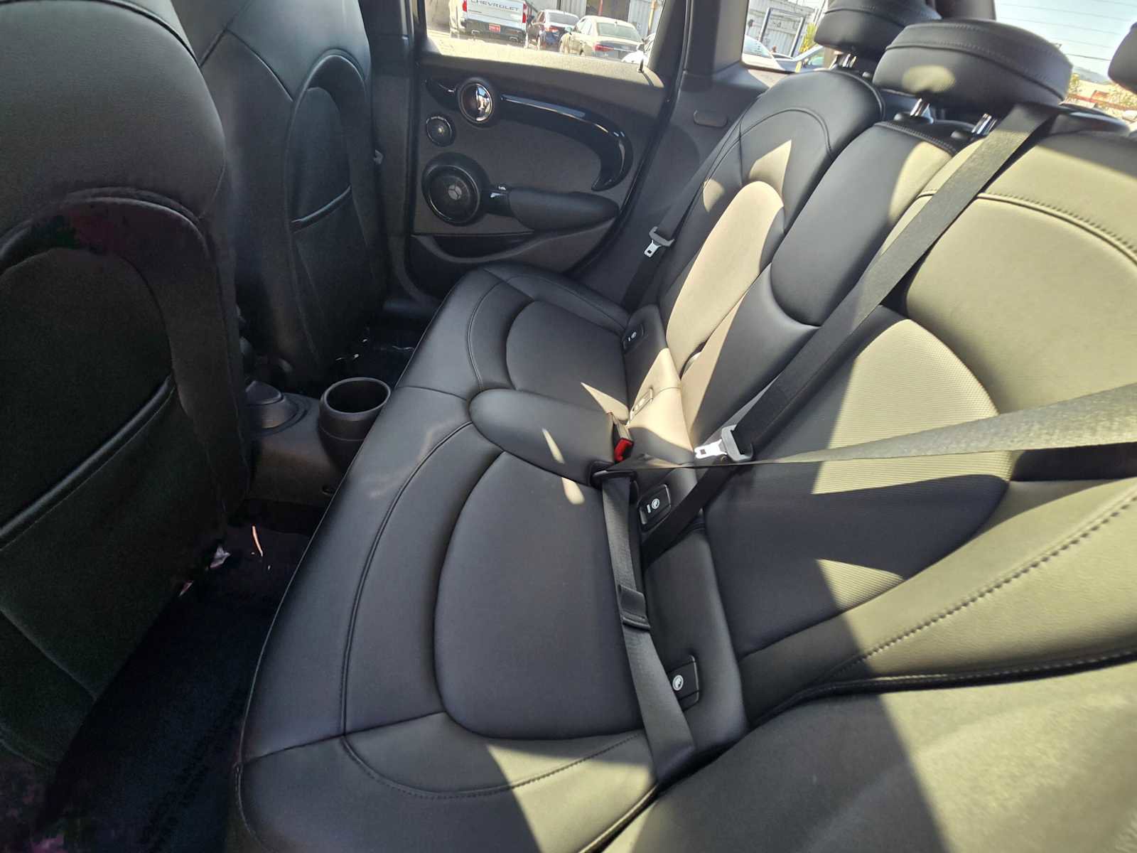 Used 2019 MINI Cooper S w/ Premium Package image 19