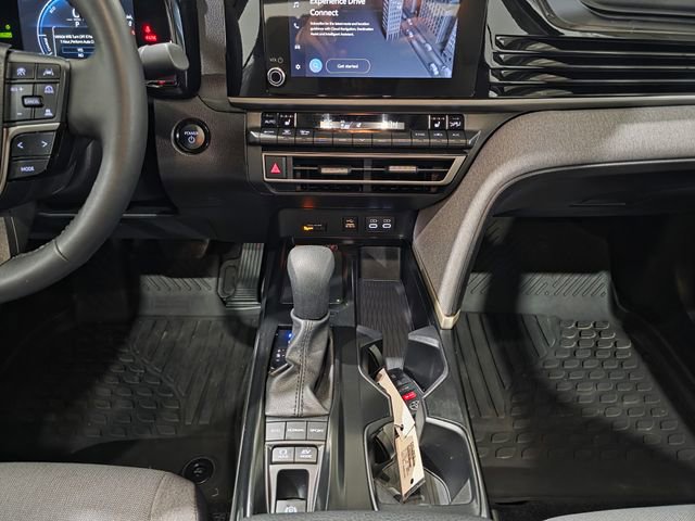 Used 2025 Toyota Camry LE w/ Convenience Package FWD image 20