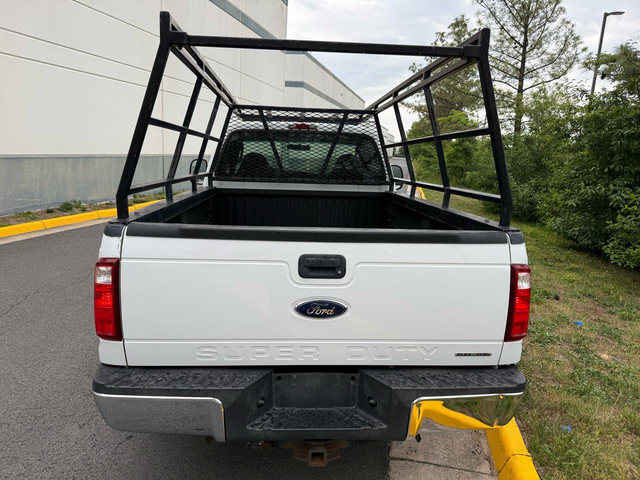 Used 2005 Ford F250 XLT AWD/4WD image 10