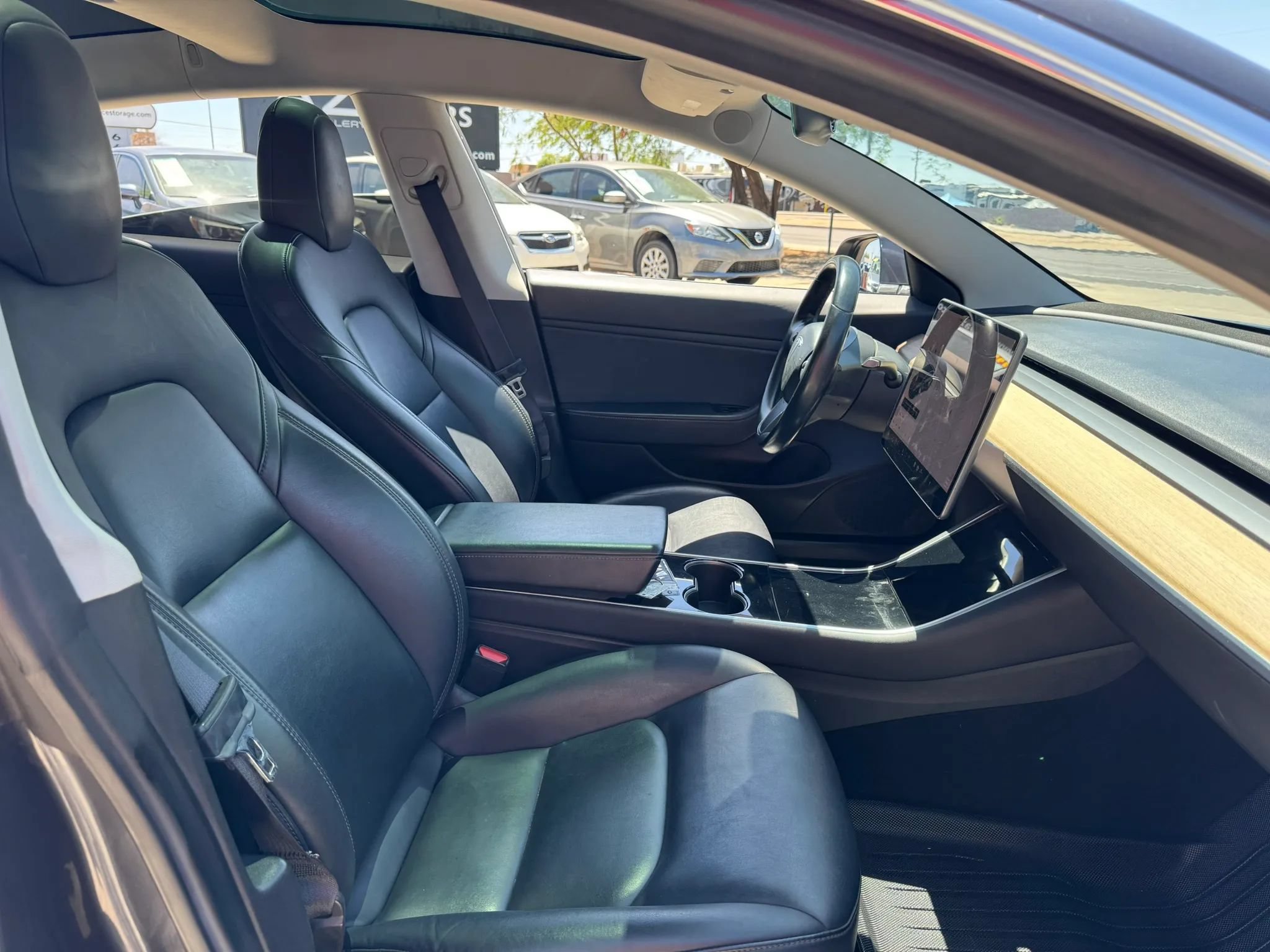 Used 2019 Tesla Model 3 Long Range AWD/4WD image 31