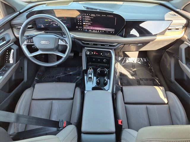 Certified 2025 Audi Q5 Premium w/ Premium Plus AWD/4WD image 15