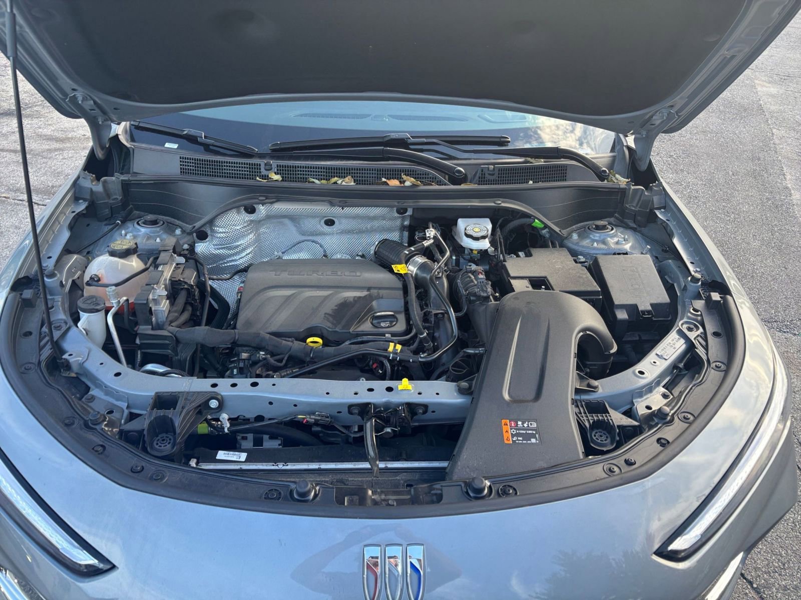 Used 2025 Buick Envista Sport Touring image 30