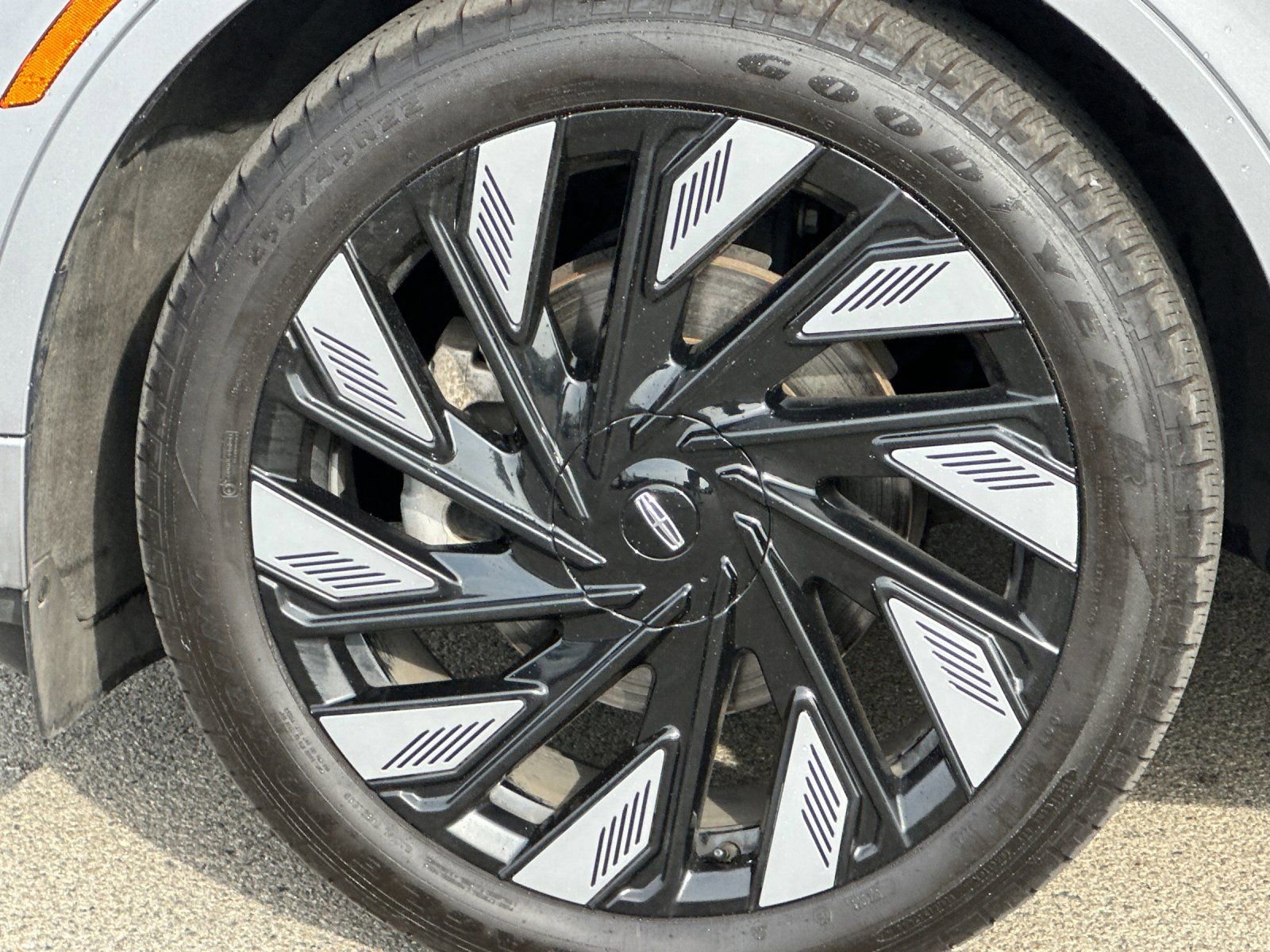 Used 2024 Lincoln Nautilus Black Label w/ Jet Appearance Package (87T) image 35