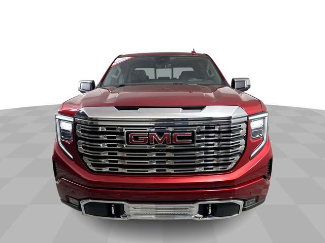 Used 2023 GMC Sierra 1500 Denali AWD/4WD image 3