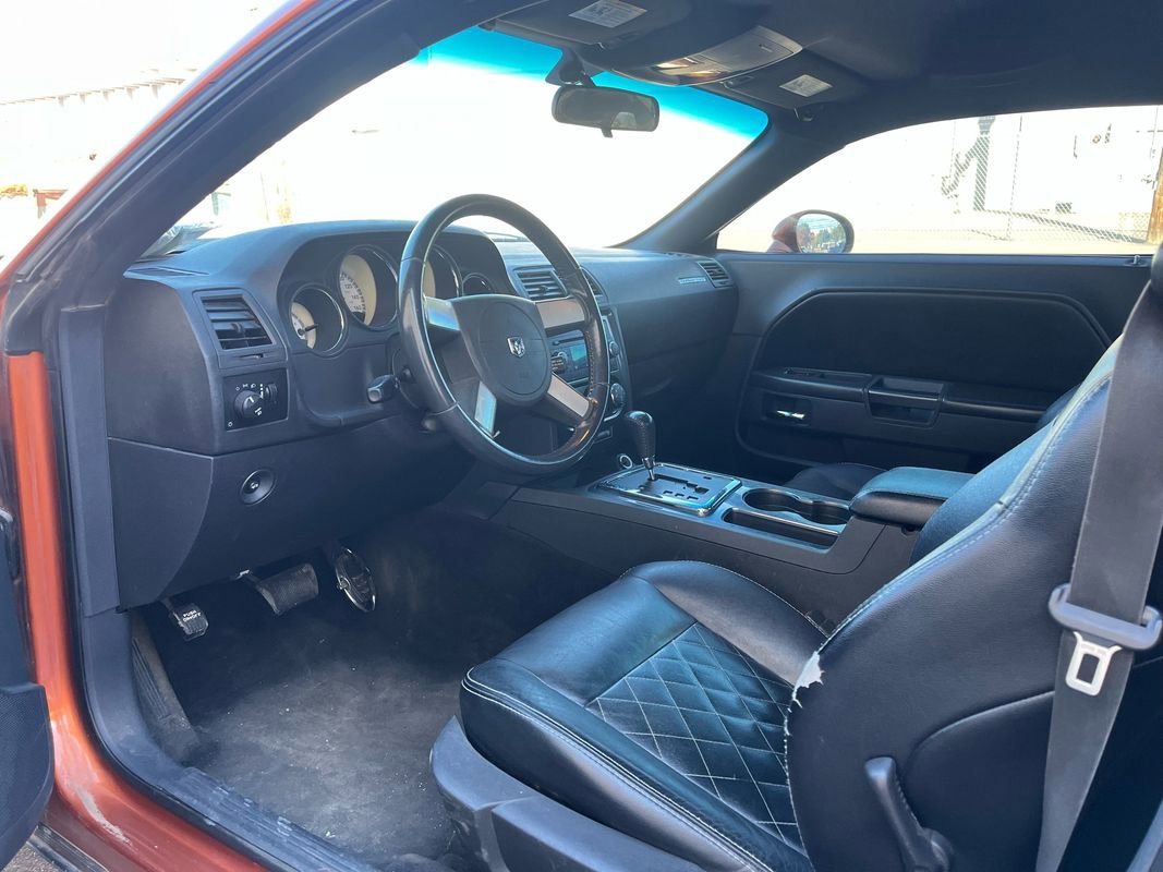 Used 2009 Dodge Challenger R/T w/ Sound Group RWD image 10